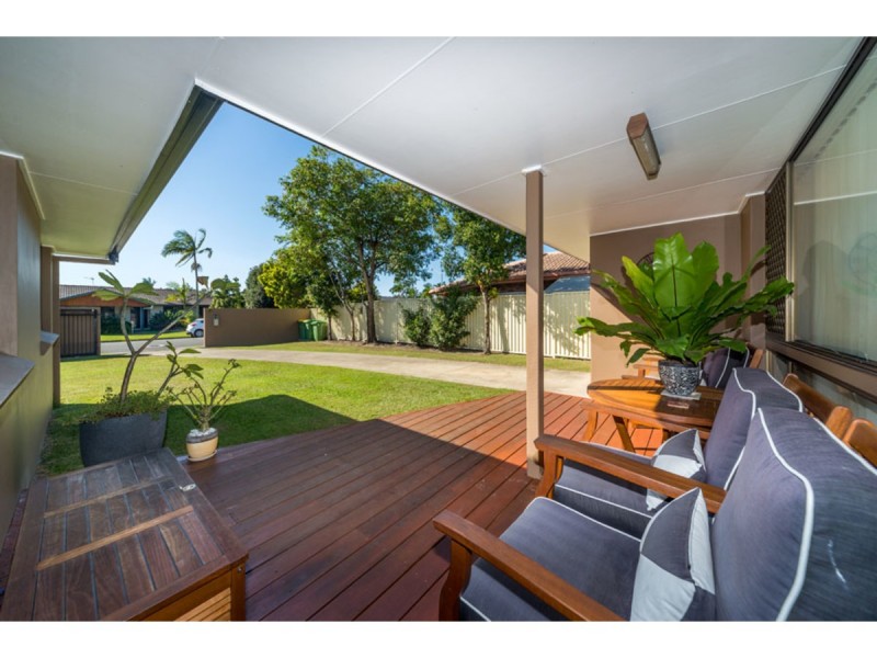10 Menindee Avenue, Coombabah QLD 4216