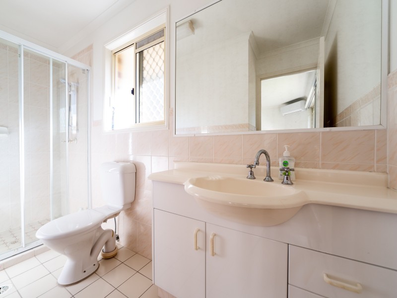 11/402 Pine Ridge Road, Coombabah QLD 4216