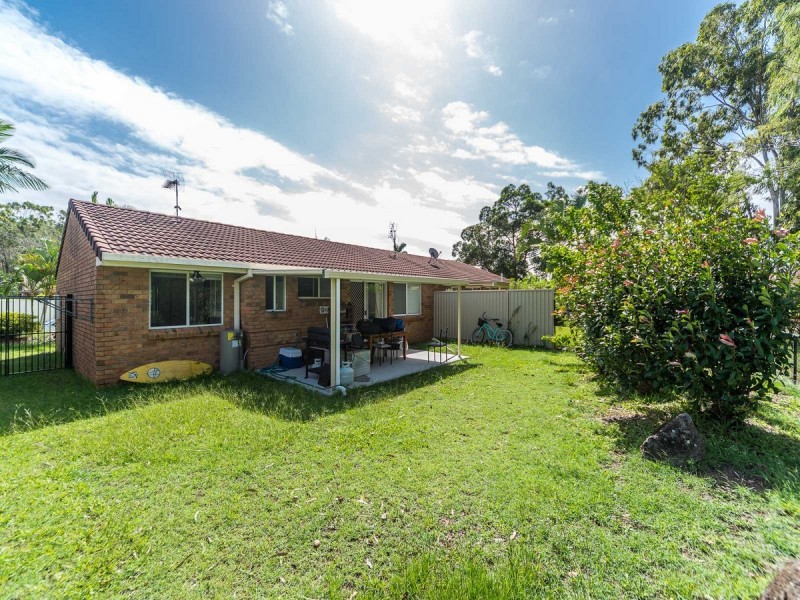 1/77 Kangaroo Avenue, Coombabah QLD 4216