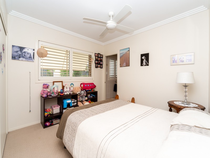 1/22 Nankeen Avenue, Paradise Point QLD 4216