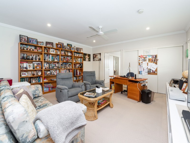 1/22 Nankeen Avenue, Paradise Point QLD 4216