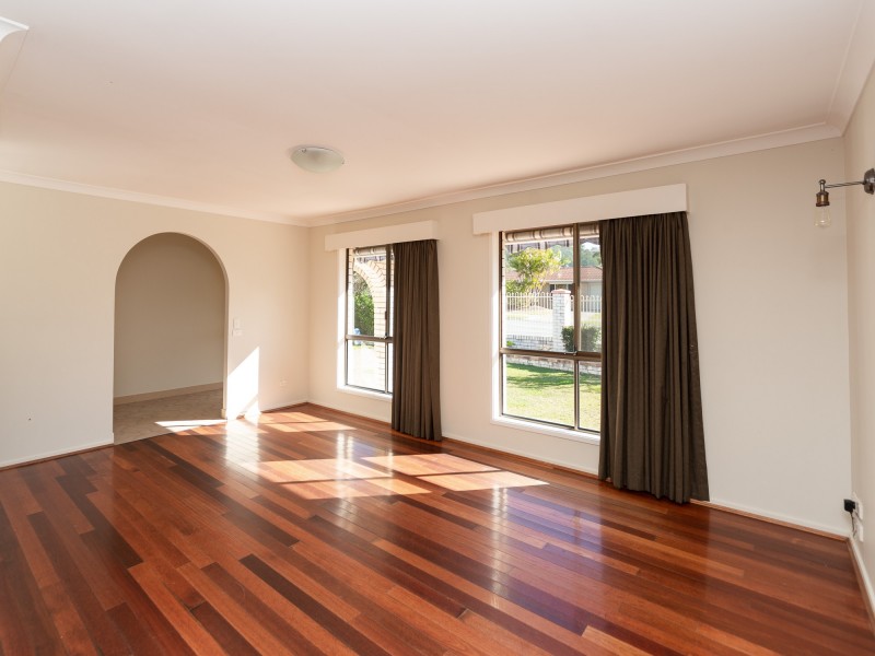 72 Parkes Drive, Helensvale QLD 4212