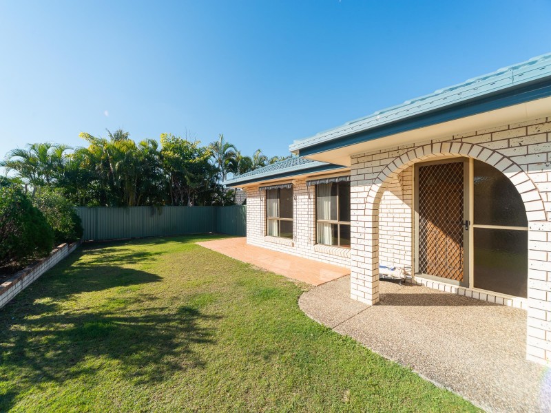 72 Parkes Drive, Helensvale QLD 4212