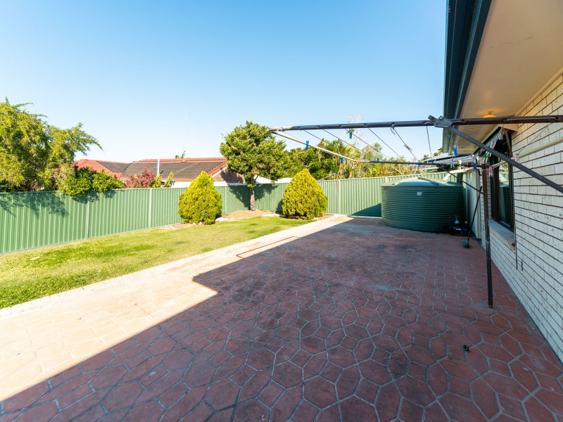 72 Parkes Drive, Helensvale QLD 4212