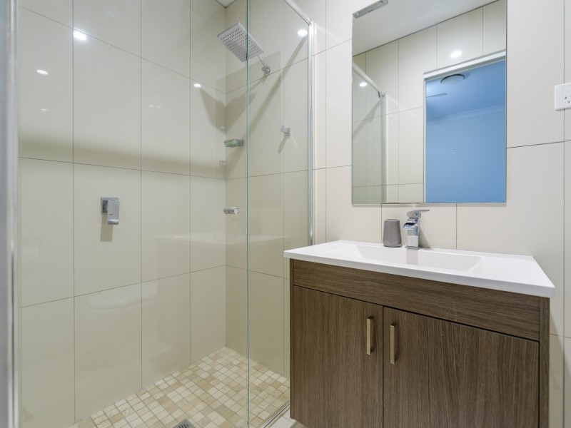 498 Oxley Drive, Runaway Bay QLD 4216