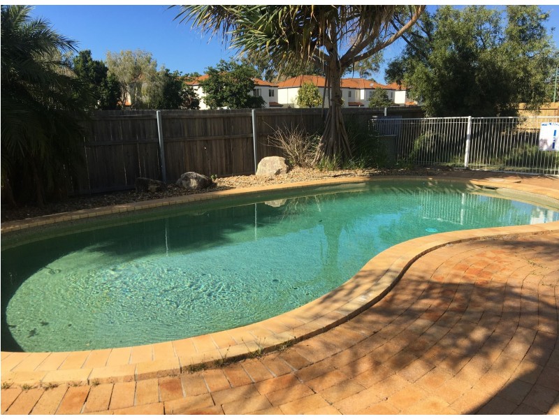 8/146 Central Street, Labrador QLD 4215