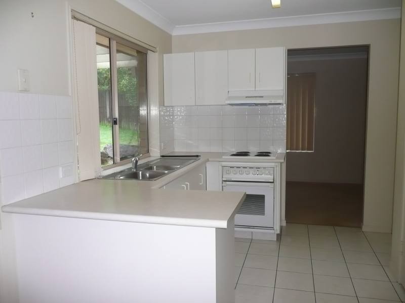 22 Alcott Court, Parkwood QLD 4214