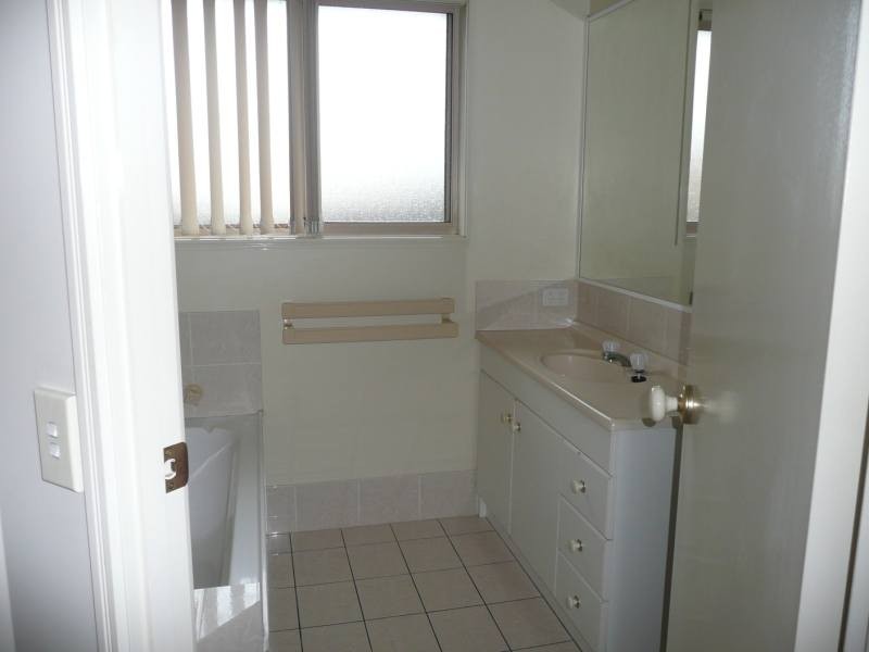 22 Alcott Court, Parkwood QLD 4214