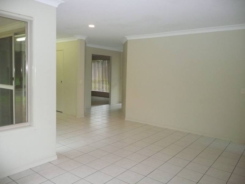 22 Alcott Court, Parkwood QLD 4214