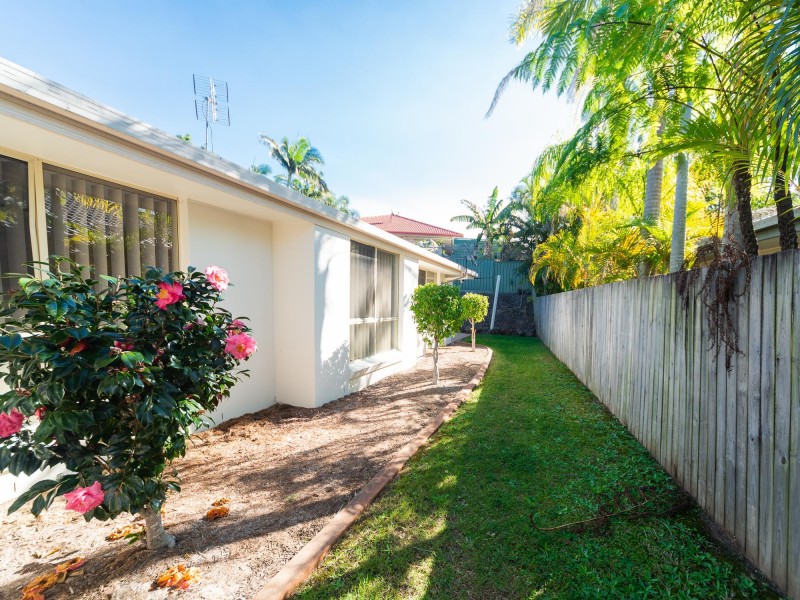 9 Ballybunion Drive, Parkwood QLD 4214