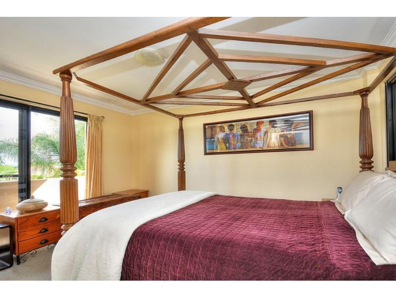 9/47 Bayview Street, Runaway Bay QLD 4216