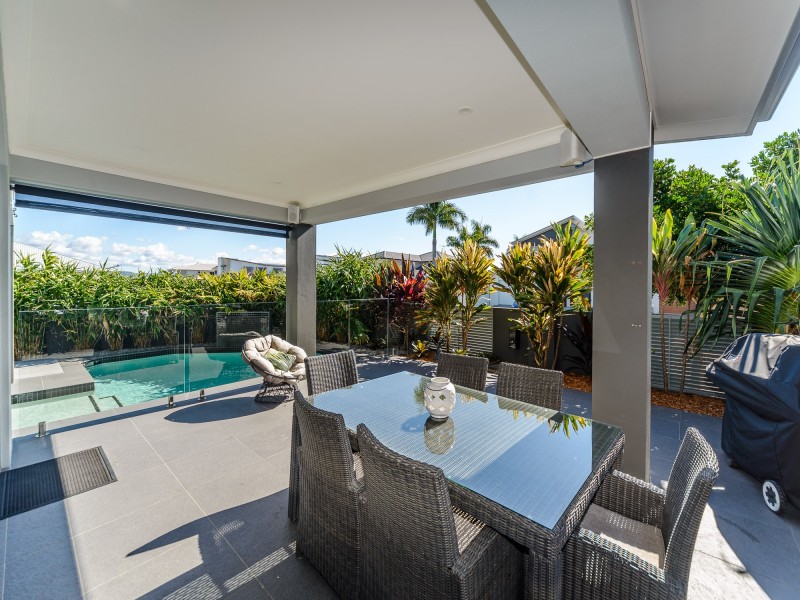 66 North View Street, Hope Island QLD 4212