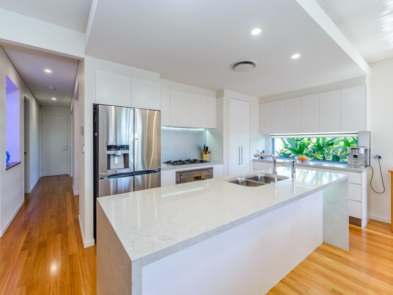 66 North View Street, Hope Island QLD 4212