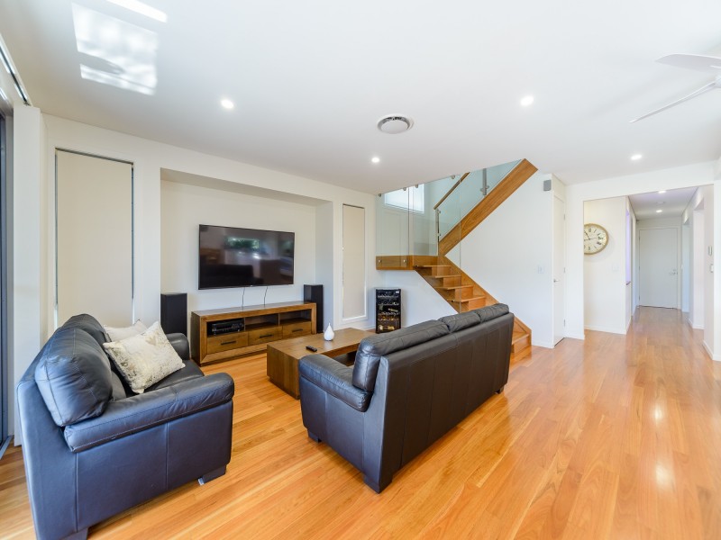 66 North View Street, Hope Island QLD 4212