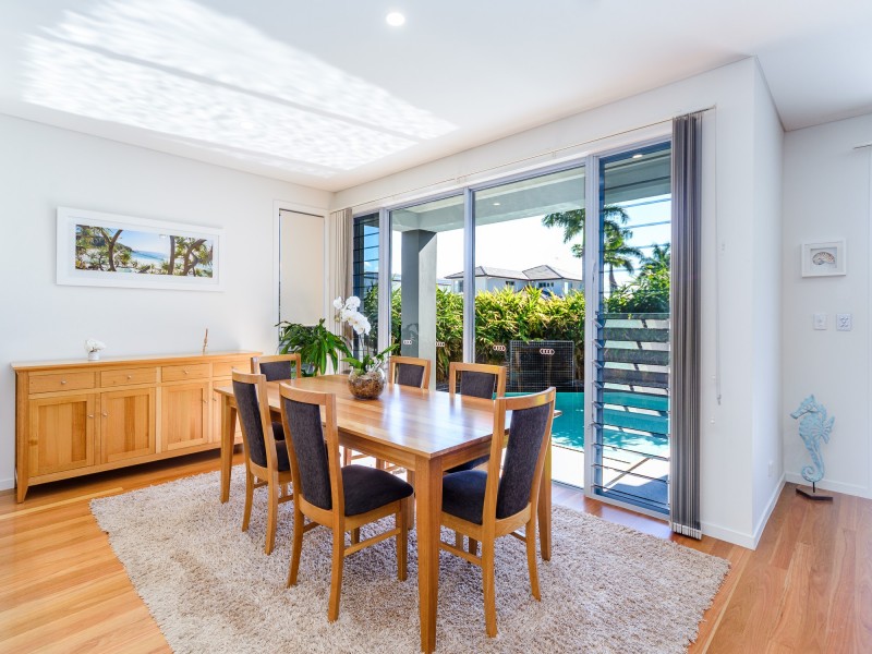 66 North View Street, Hope Island QLD 4212