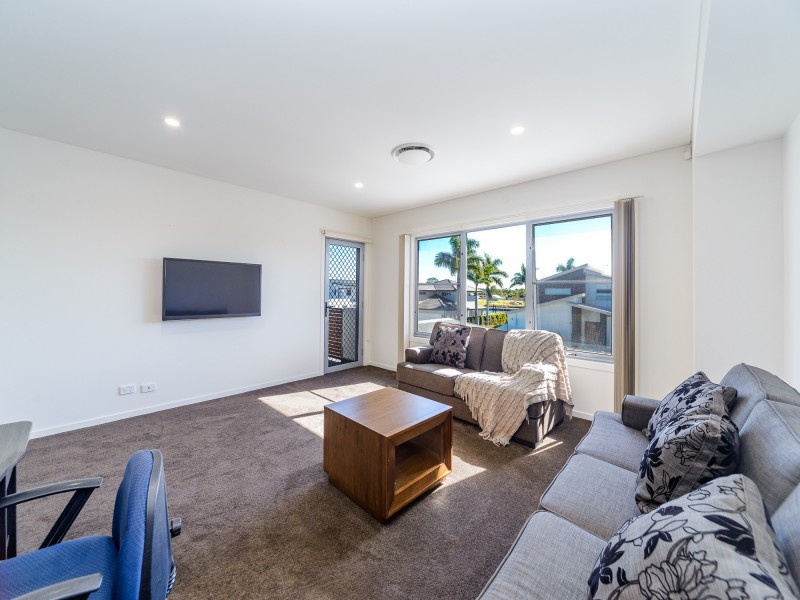 66 North View Street, Hope Island QLD 4212