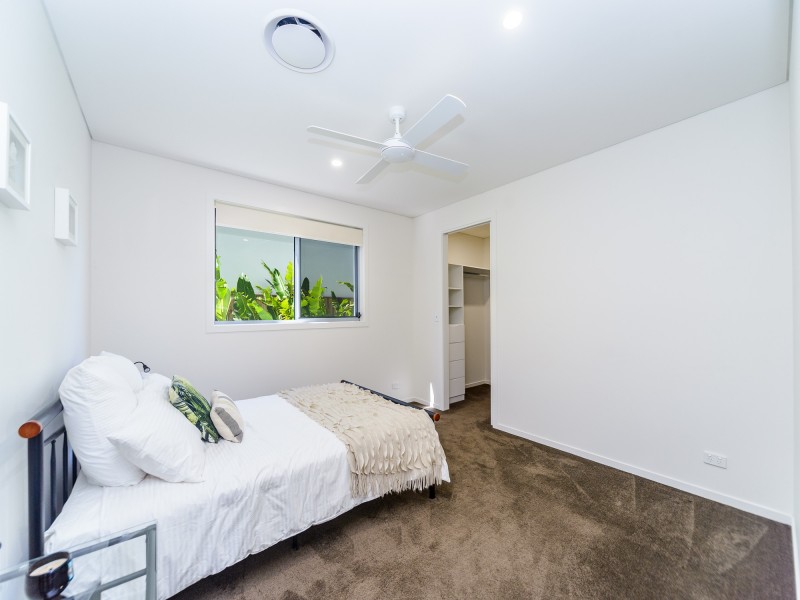 66 North View Street, Hope Island QLD 4212