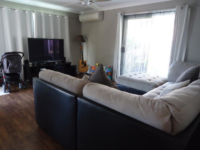 1/18 Annette Court, Labrador QLD 4215