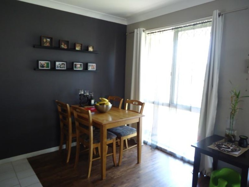 1/18 Annette Court, Labrador QLD 4215