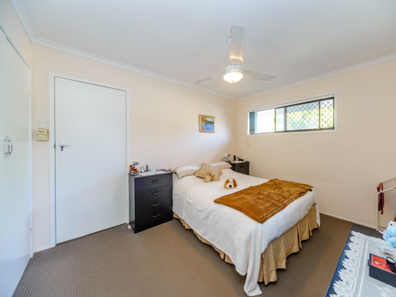 1/13 Errol Avenue, Paradise Point QLD 4216