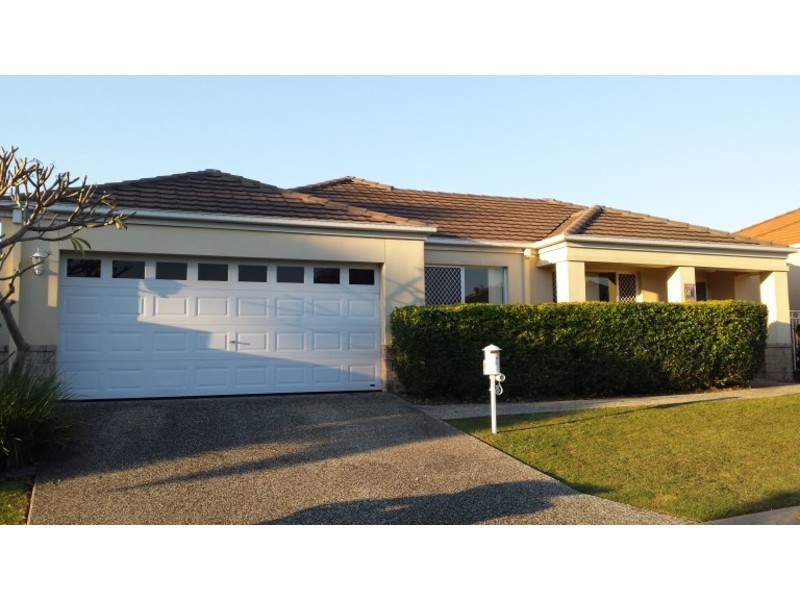 4 Jordana Street, Arundel QLD 4214