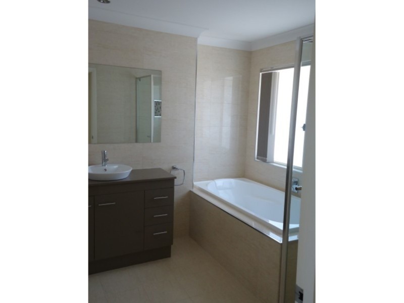 41 Palladium Boulevard, Hope Island QLD 4212