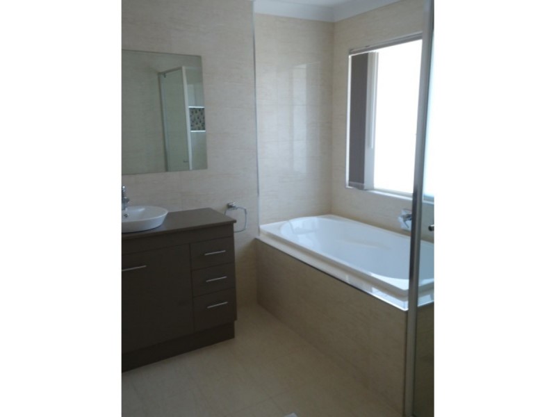 41 Palladium Boulevard, Hope Island QLD 4212