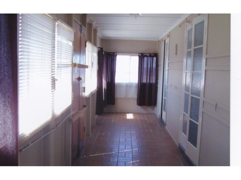 160 Turpin Road, Labrador QLD 4215