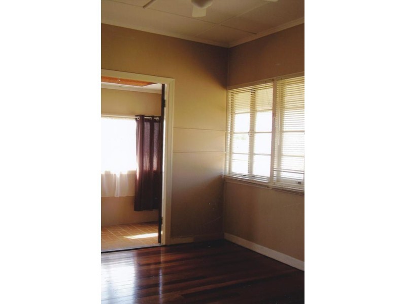 160 Turpin Road, Labrador QLD 4215