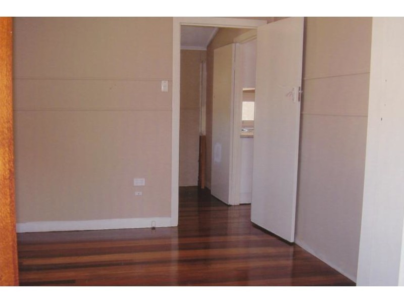 160 Turpin Road, Labrador QLD 4215