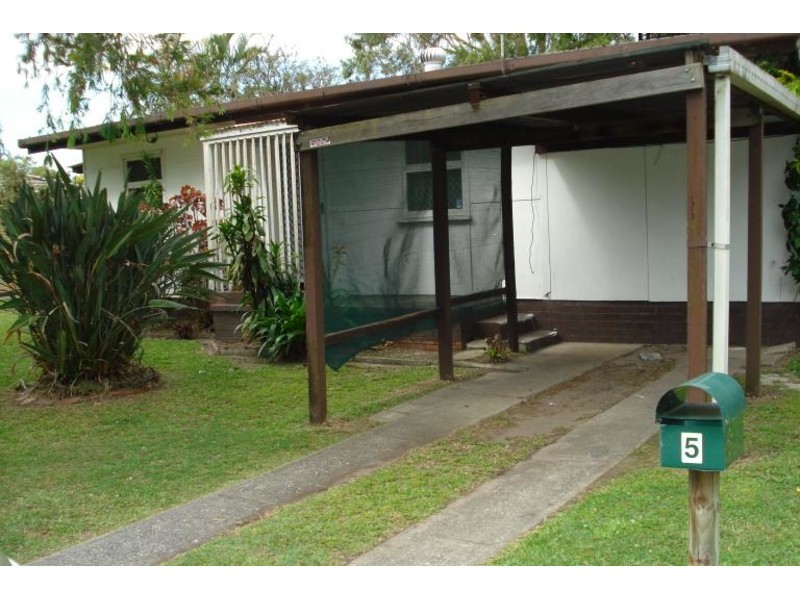 5 Cabarita Street, Biggera Waters QLD 4216