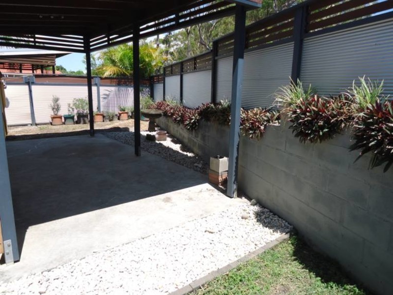 1/1 Vona Place, Labrador QLD 4215