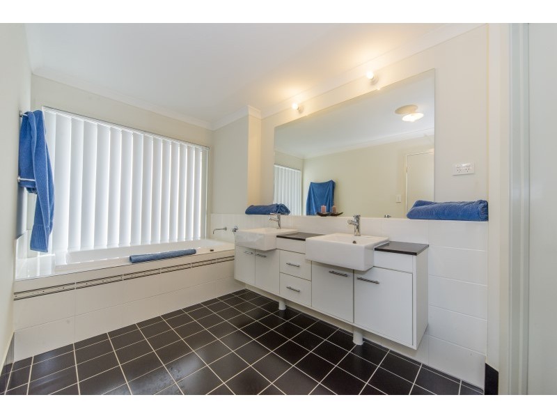 1 Toolangi Court, Upper Coomera QLD 4209