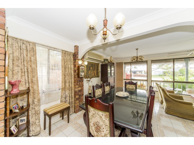 84 Oxley Drive, Paradise Point QLD 4216