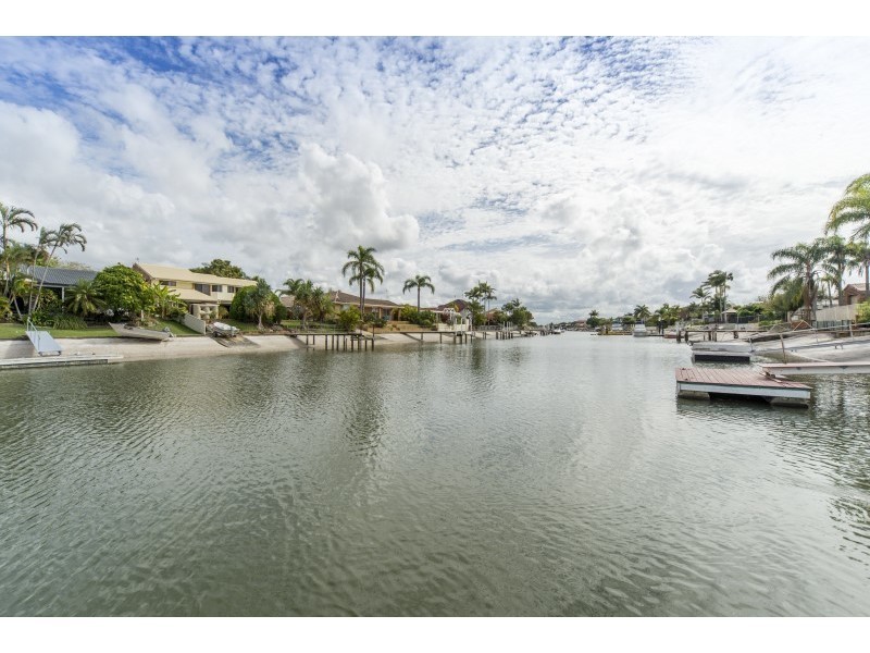 84 Oxley Drive, Paradise Point QLD 4216