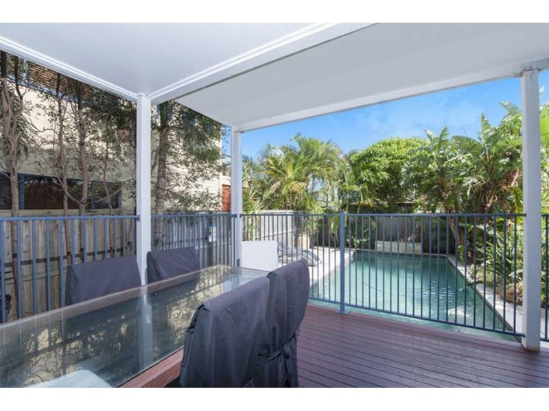 22 Rouen Avenue, Paradise Point QLD 4216