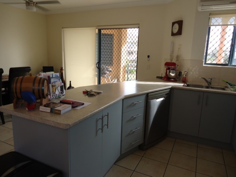 8/83 Brighton Street, Labrador QLD 4215