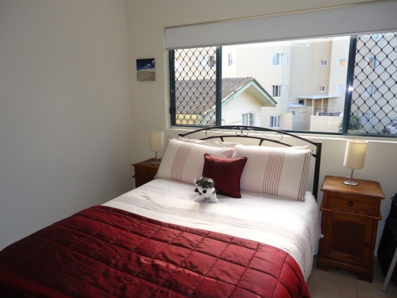 8/83 Brighton Street, Labrador QLD 4215