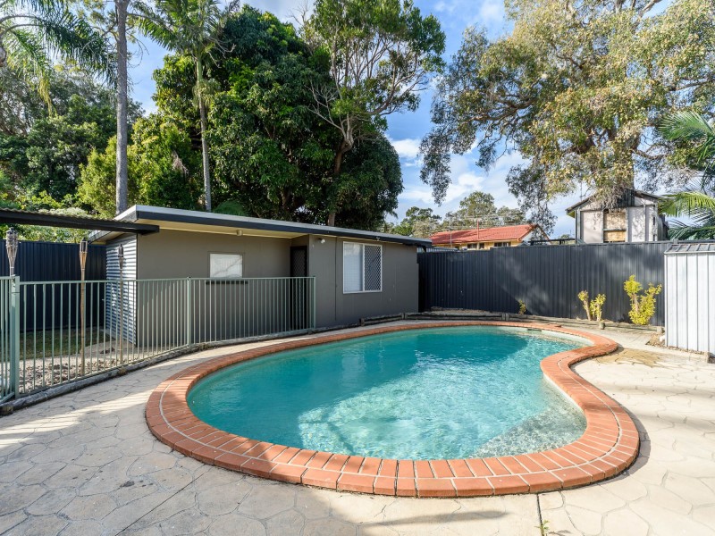 19 Annerley Avenue, Runaway Bay QLD 4216