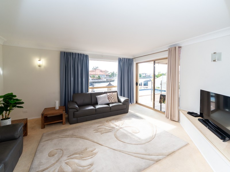 41 Sundance Way, Runaway Bay QLD 4216
