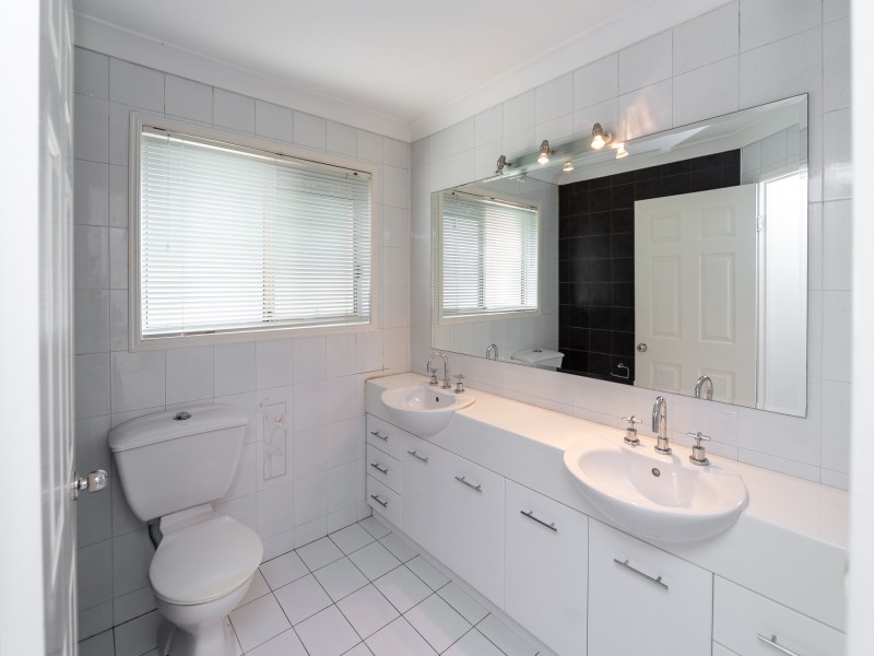 41 Sundance Way, Runaway Bay QLD 4216
