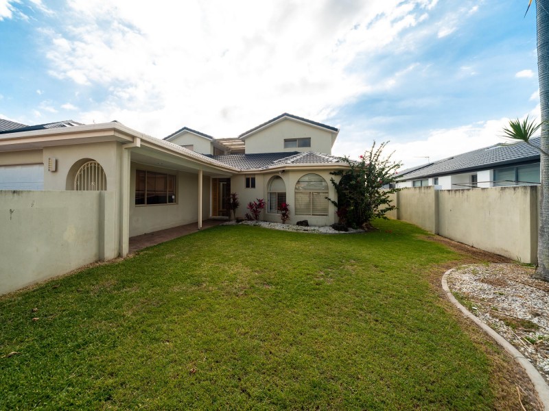 41 Sundance Way, Runaway Bay QLD 4216
