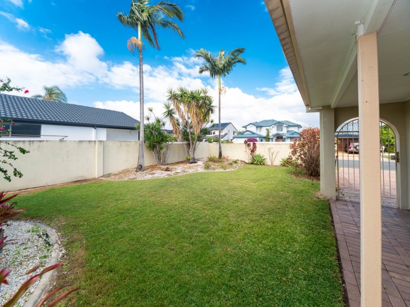 41 Sundance Way, Runaway Bay QLD 4216