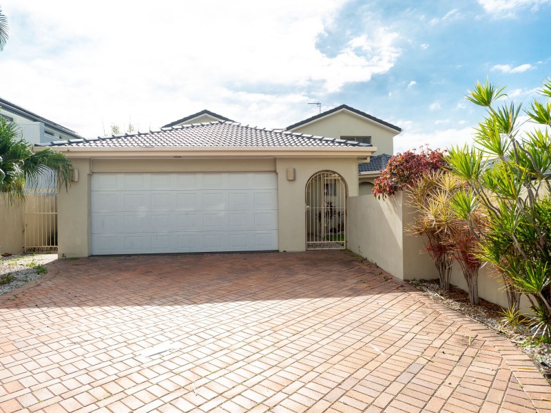 41 Sundance Way, Runaway Bay QLD 4216