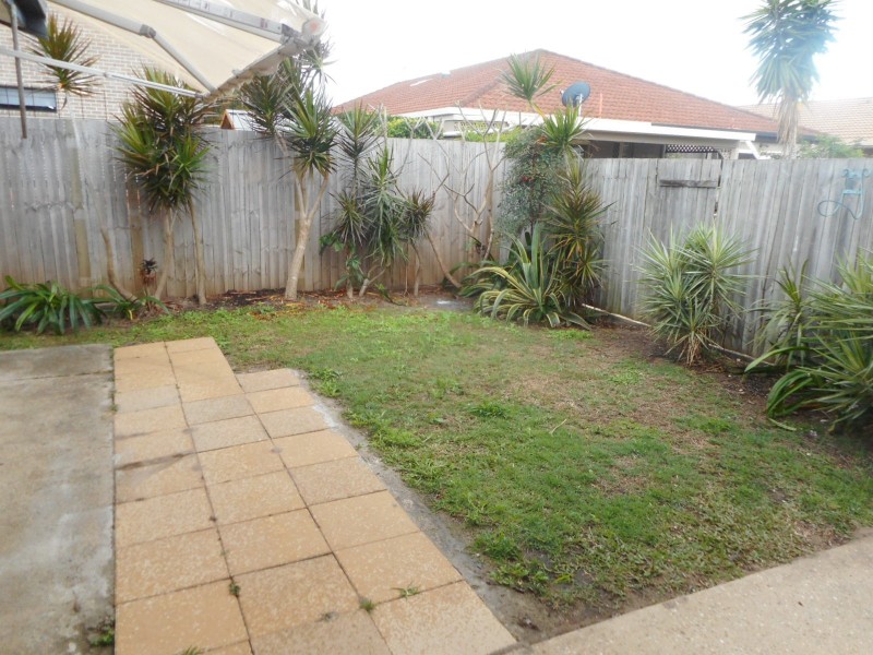 2/25 Bruce Avenue, Paradise Point QLD 4216