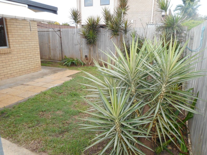 2/25 Bruce Avenue, Paradise Point QLD 4216