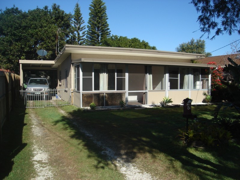 50 Bruce Avenue, Paradise Point QLD 4216