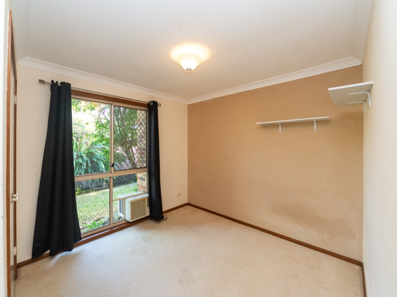 27 Rebbechi Court, Parkwood QLD 4214