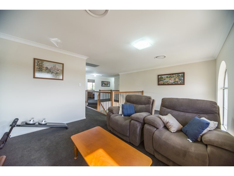 2 Formentera Street, Coombabah QLD 4216