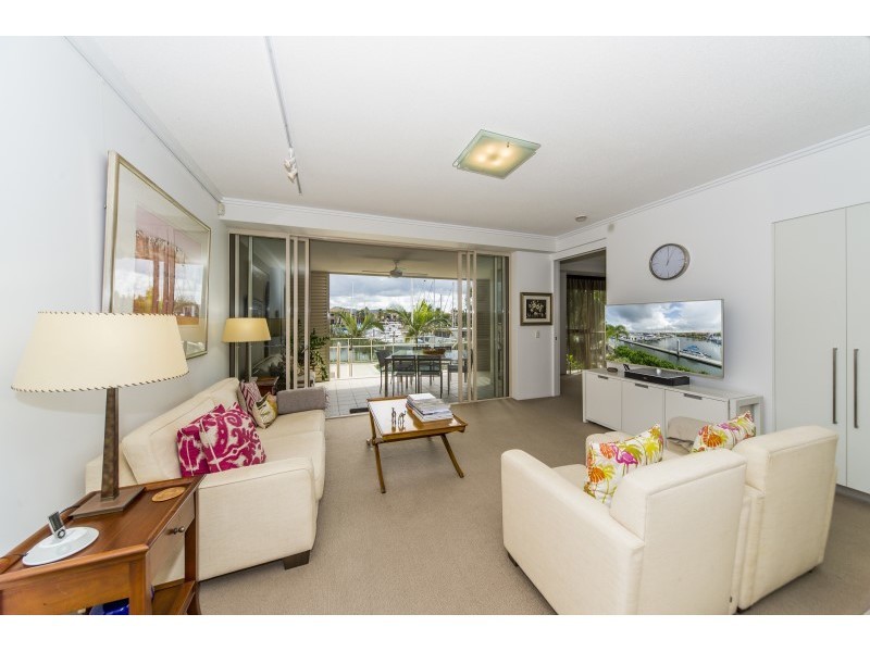 1775 Rialto Quay Drive, Hope Island QLD 4212